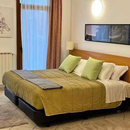 Residence Malpensa Somma Lombardo Eksteriør bilde