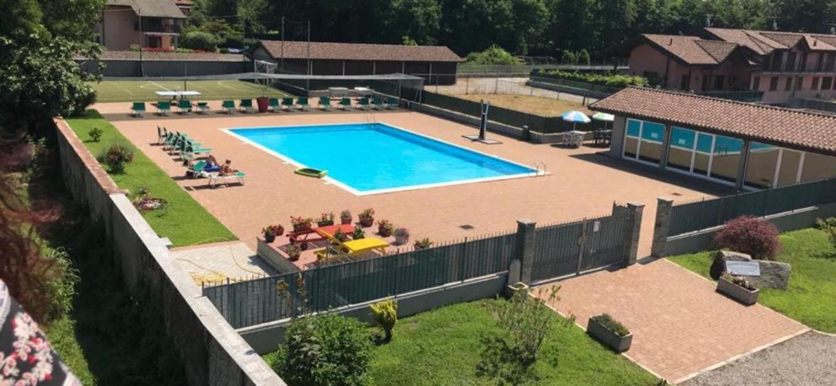 Residence Malpensa Somma Lombardo Eksteriør bilde